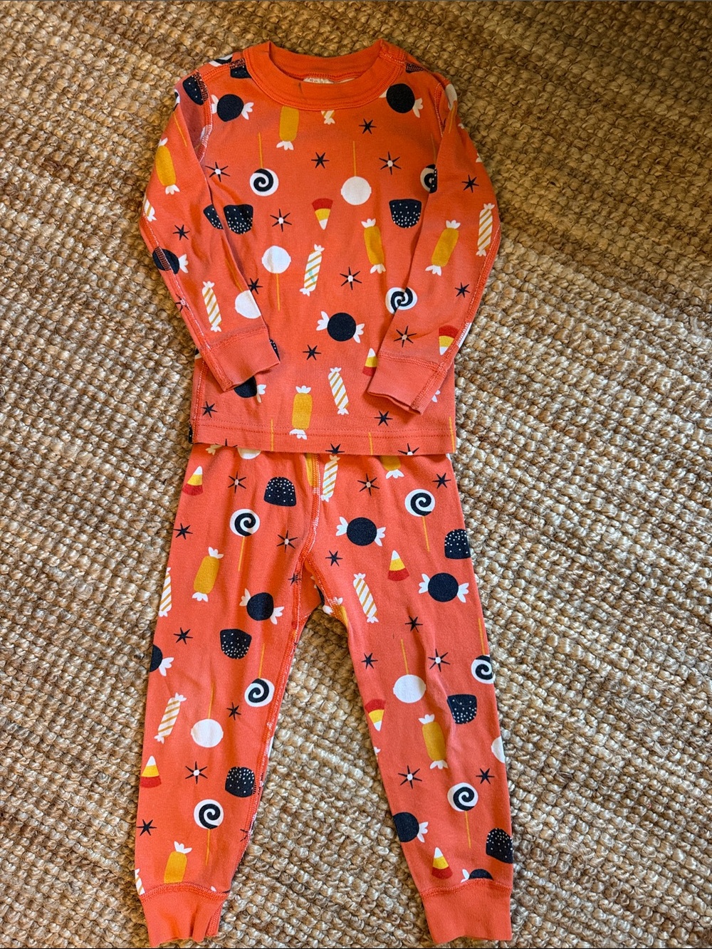 Hanna Andersson Orange Candy-Print Pajama Set Halloween 🎃